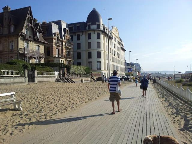 Un Chez Soi Bord De Mer Trouville-sur-Mer Exteriér fotografie