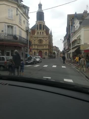 Un Chez Soi Bord De Mer Trouville-sur-Mer Exteriér fotografie